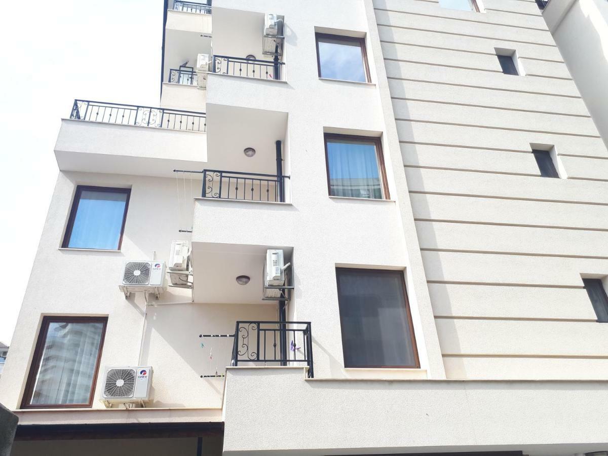 Apartments Flora 1 Burgas Exterior foto