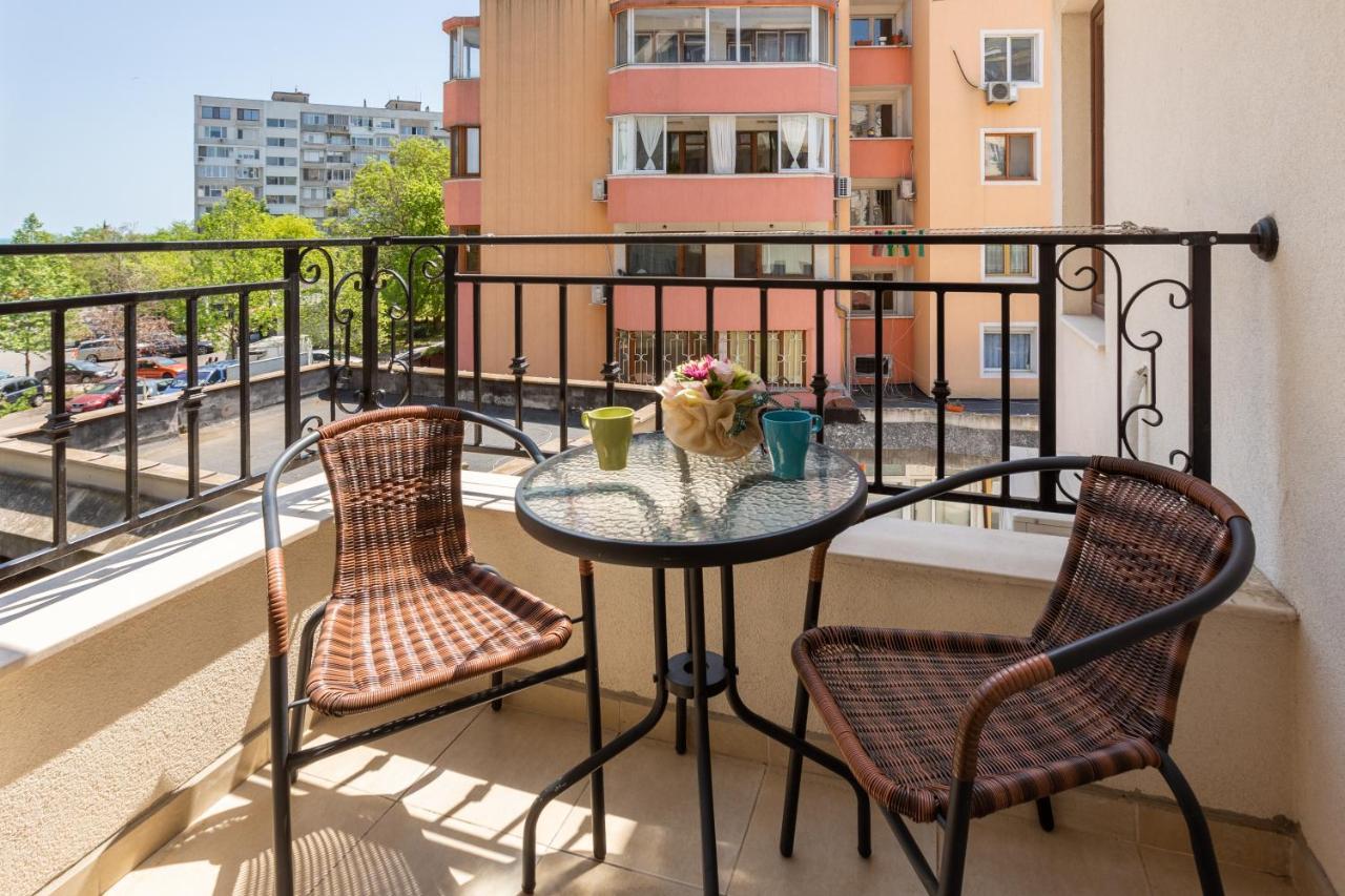 Apartments Flora 1 Burgas Exterior foto